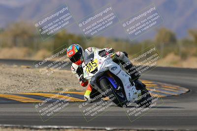 media/Dec-17-2022-SoCal Trackdays (Sat) [[224abd9271]]/Turn 7 Set 1 (1125am)/